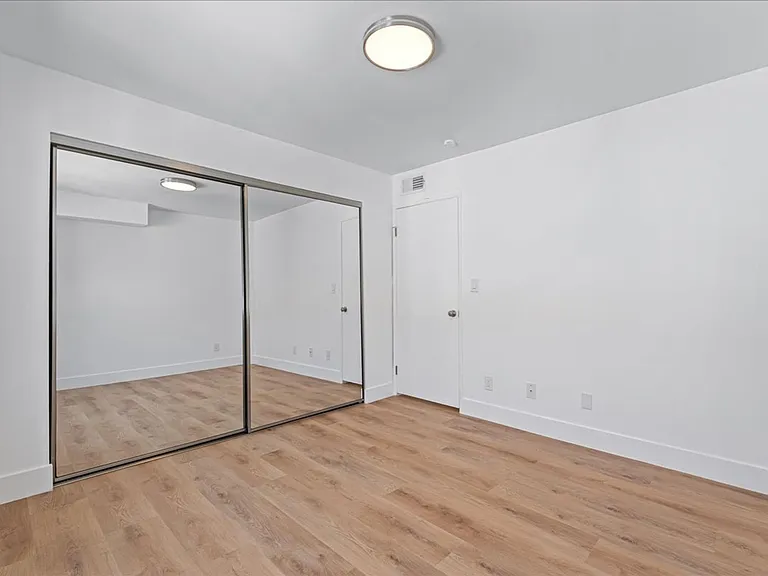 444 W Windsor Rd #7 — Photo 9