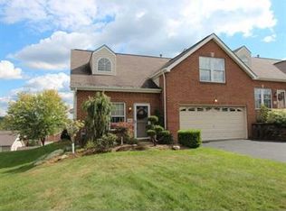 4026 Belmont Ln, Pittsburgh, PA 15236
