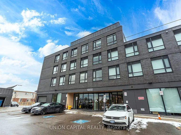 1800 Simcoe St N #201 — Photo 3