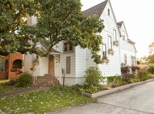 826 Brook St, Elgin, IL 60120