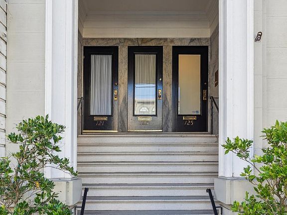 2nd image of 125 Lake St
