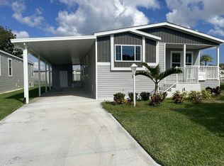 4227 72nd St N #1007, West Palm Beach, FL 33404