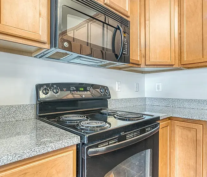 24652 Hutchinson Farm Dr #3D — Photo 11