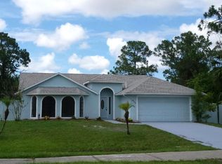 911 Pace Dr NW, Palm Bay, FL 32907