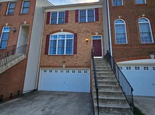 42915 Shelbourne Sq, Chantilly, VA 20152