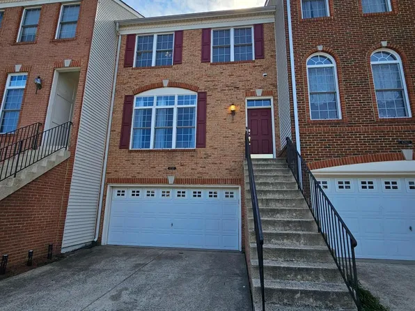 42915 Shelbourne Sq, Chantilly, VA 20152
