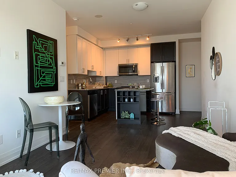 3600 Highway 7 #Penthouse O2 — Photo 21