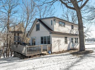 917 12th St, Hudson, WI 54016