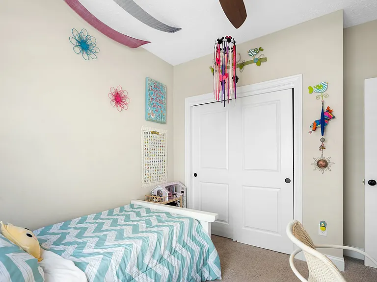 2716 E Millstone Dr — Photo 25