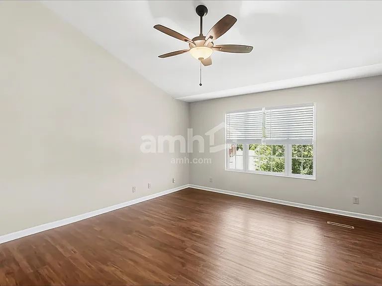 10529 Williamswoods Dr — Photo 9