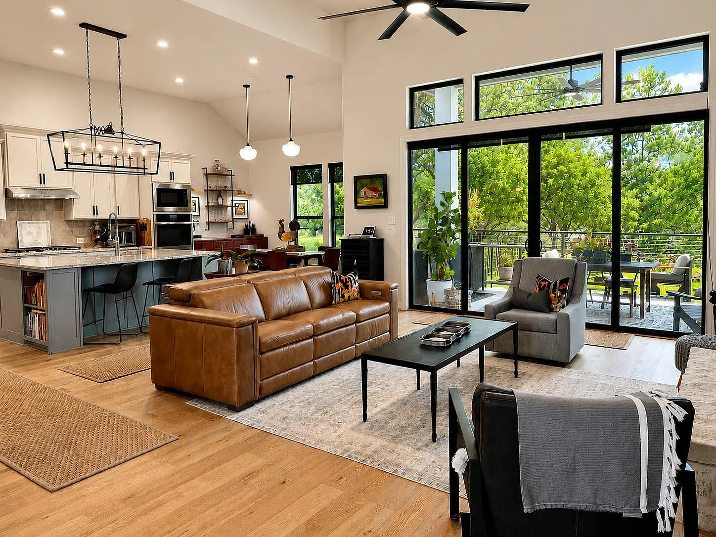 3 bed, 2.5 bath, 2285 sqft, $3,850 — Photo 3