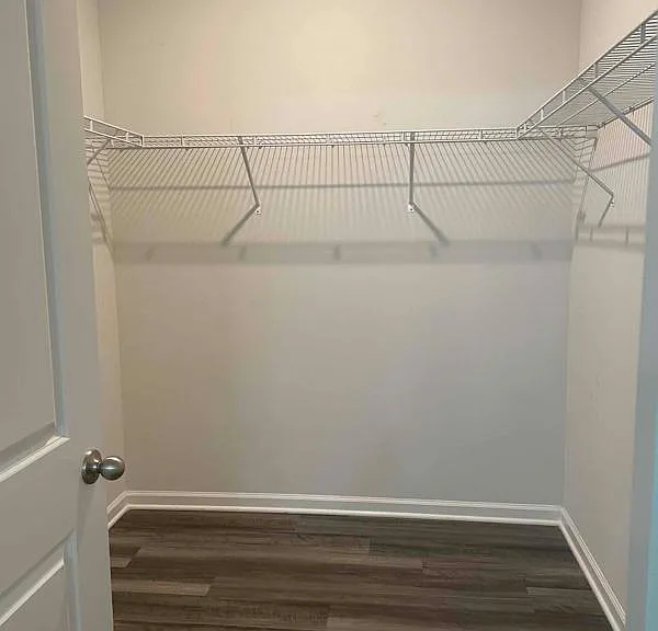 956 Laurens Mill Dr — Photo 15