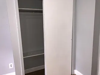 Rented by R New York