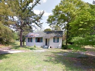 855 1st St SW, Cairo, GA 39828