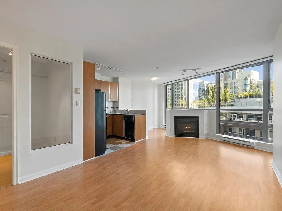 501 Pacific St #1010