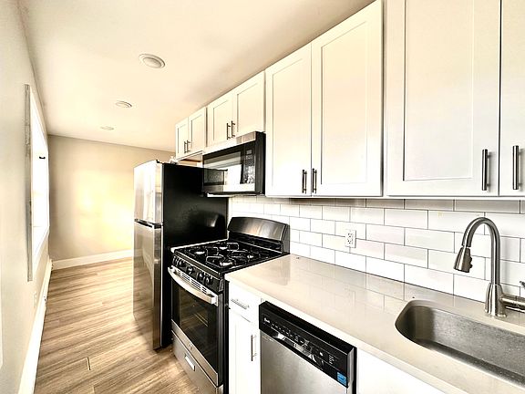 3rd image of 2501 John F Kennedy Blvd #503