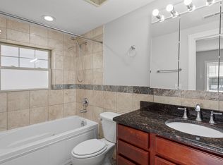 7357-67 N Ashland Ave #16884386, Chicago, IL 60626