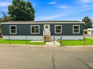 424 W Cherry Ln TRAILER 16, Meridian, ID 83642