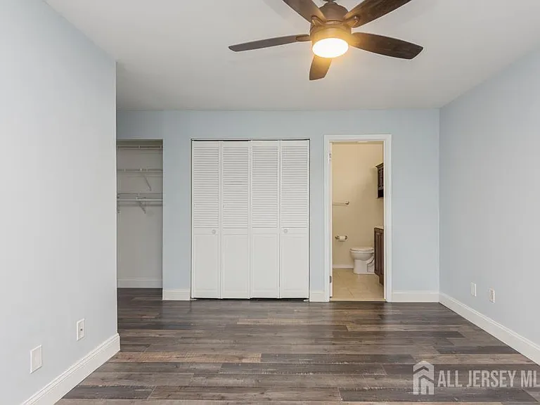 208 Sunshine Ct — Photo 18