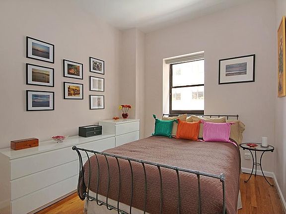 3rd image of 23 E 10th St APT 509