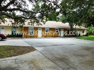 922 Royal Palm Dr, Sarasota, FL 34234