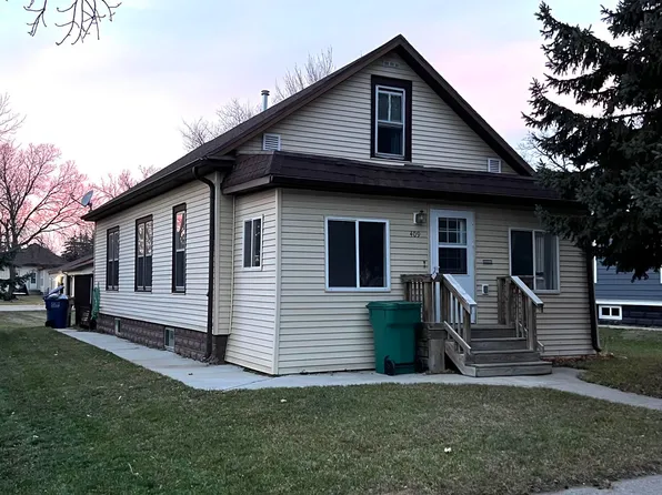 409 4th St SE, Watertown, SD 57201