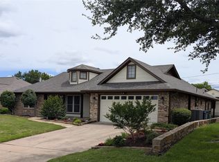 209 Marseille Dr, Hurst, TX 76054
