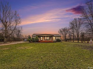 11533 Dunn Rd, Riley, MI 48041