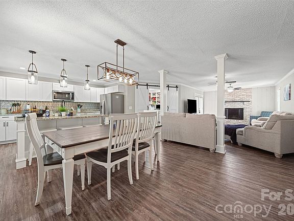2nd image of 1650 Forest Lake Dr