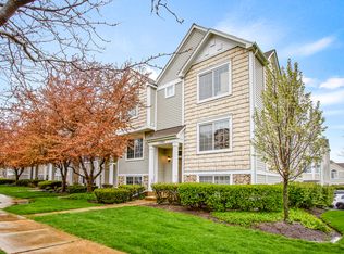 1762 Middlebury Dr, Aurora, IL 60503