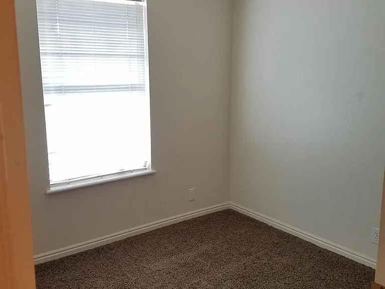 1050 S Orem Blvd #44 — Photo 10