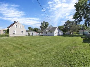 887 Jones Ave, Newark, OH 43055