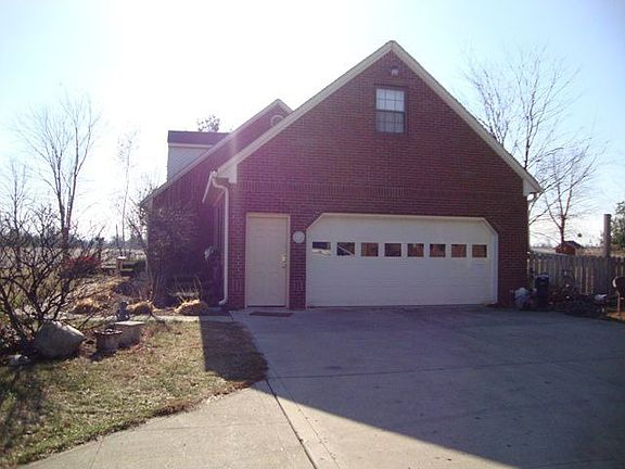 4th image of 10144 S County Road 100 E