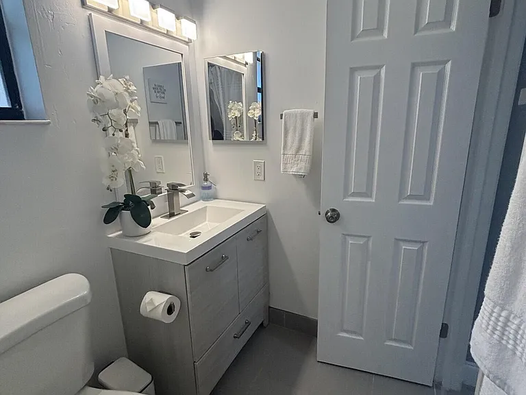 3751 Cocoplum Cir #3564 — Photo 15