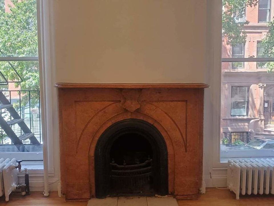1st image of 286 W 11th St APT 2F