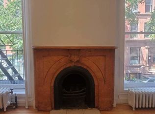 286 W 11th St APT 2F, New York, NY