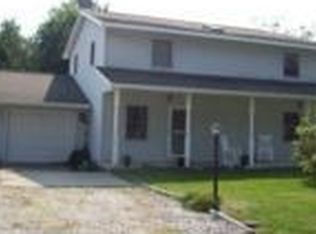 52 Judd St, Glenarm, IL 62536