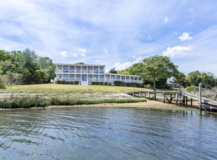 47 Rampasture Rd APT D, Hampton Bays, NY 11946