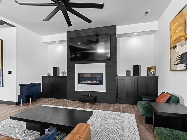 5947 Screaming Eagle Ln — Photo 17