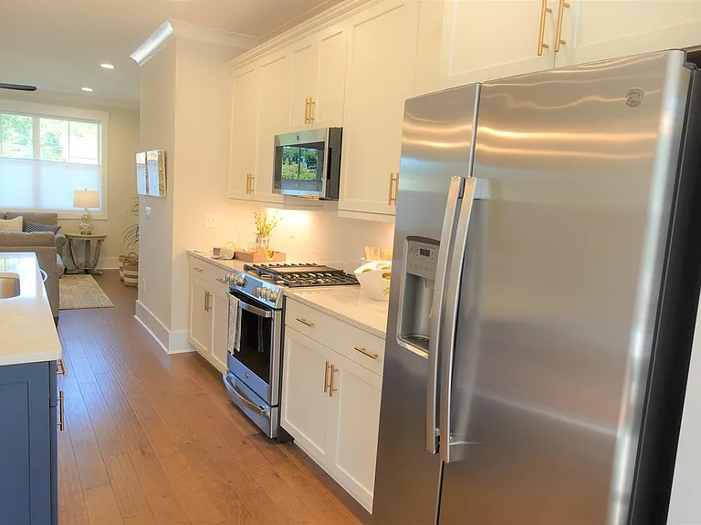 313 Pete Hollis Blvd — Photo 29
