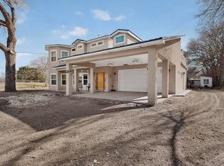 2402 Lakeview Rd SW, Albuquerque, NM 87105