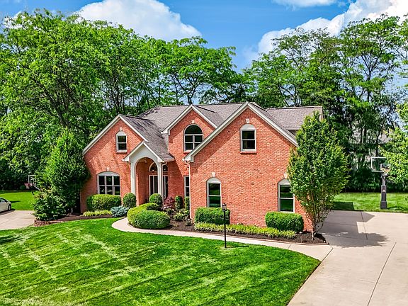 4th image of 12410 Hyacinth Dr