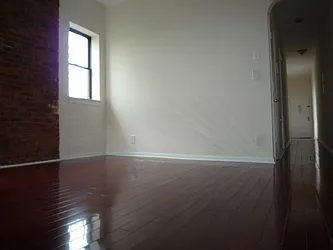 Rented by Urban Ambiance