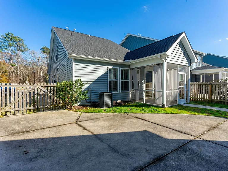 3257 Moonlight Dr — Photo 60