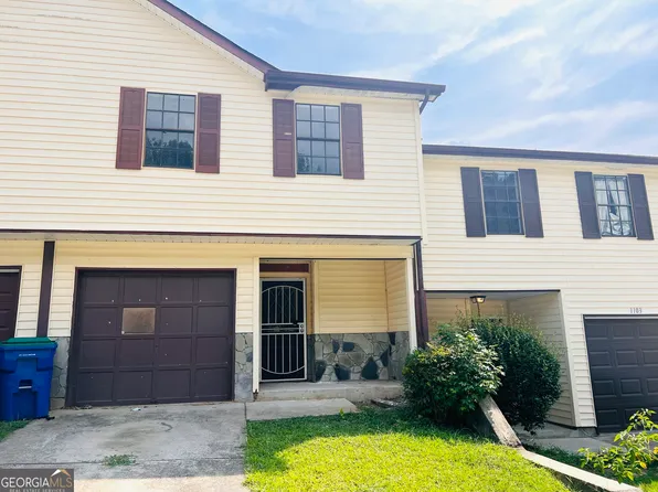 1105 Pine Tree Trl, Atlanta, GA 30349