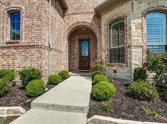 2nd image of 129 Deverson Dr