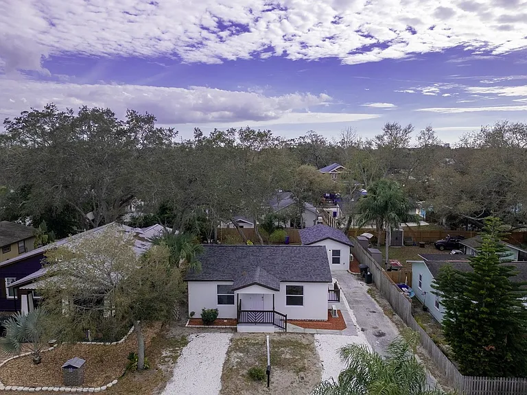 1156 Angle Rd — Photo 11