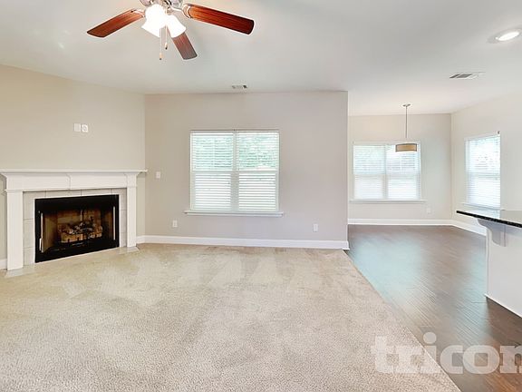 3rd image of 115 Orchard Ln