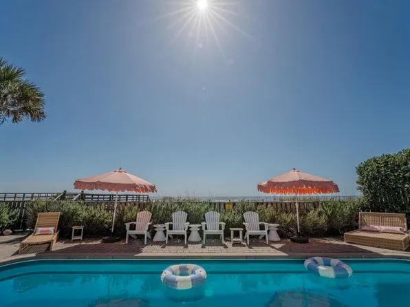 603 E Arctic Ave, Folly Beach, SC 29439