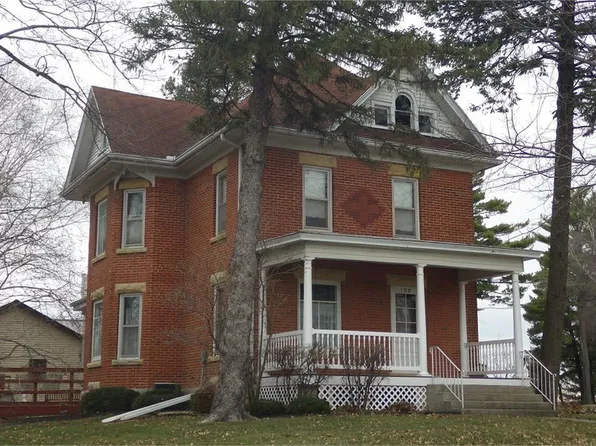 100 S Hill St, Monona, IA 52159